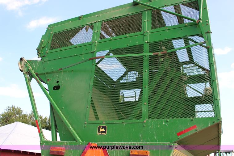 image for item K1080 1997 John Deere 7455 6R30 cotton stripper