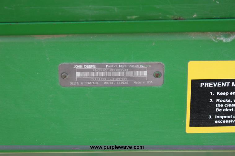 image for item K1080 1997 John Deere 7455 6R30 cotton stripper