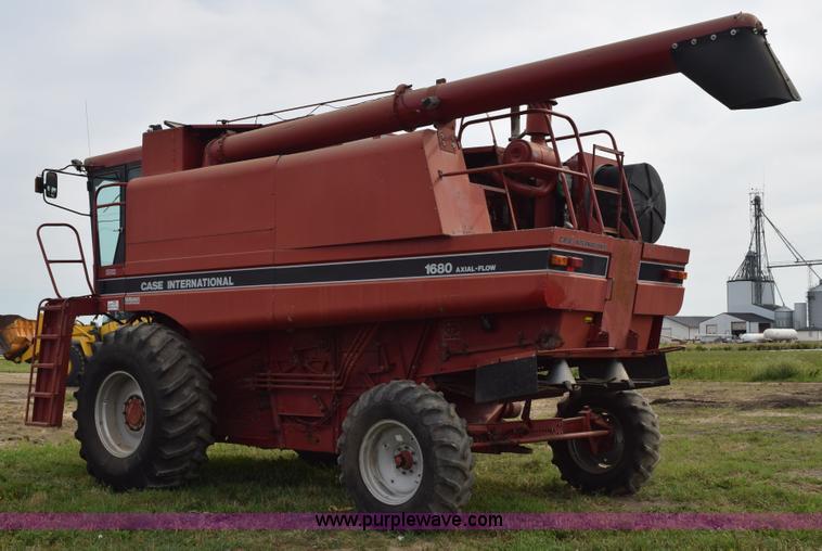 image for item K6214 1990 Case IH 1680 Axial Flow combine