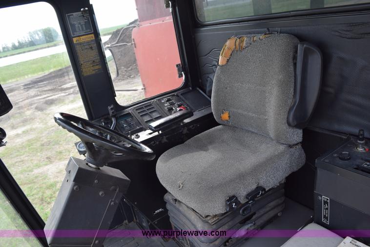 image for item K6214 1990 Case IH 1680 Axial Flow combine