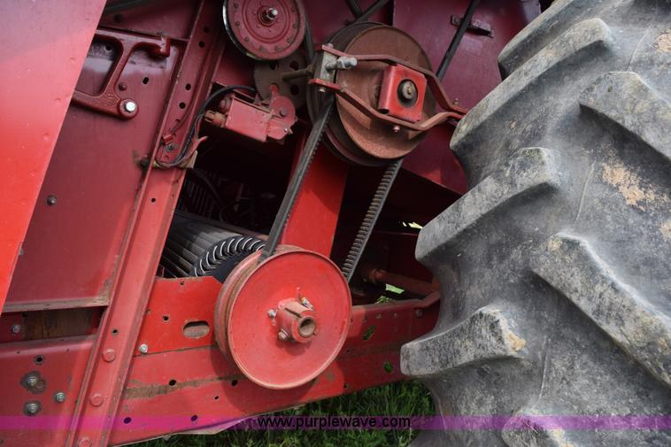 image for item K6214 1990 Case IH 1680 Axial Flow combine