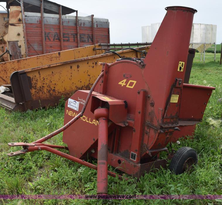 image for item K6223 New Holland 40 silage blower