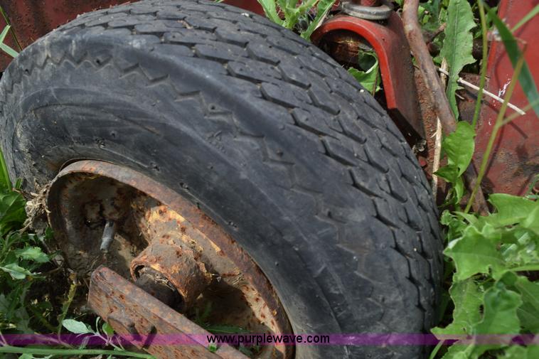 image for item K6223 New Holland 40 silage blower