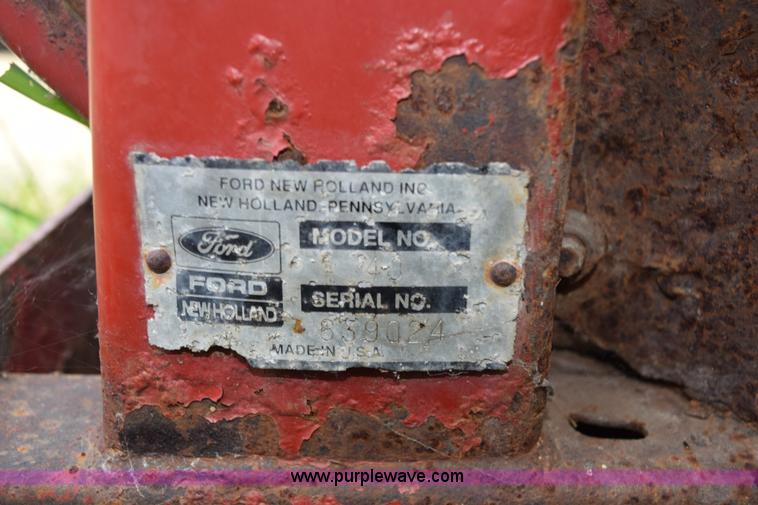 image for item K6223 New Holland 40 silage blower