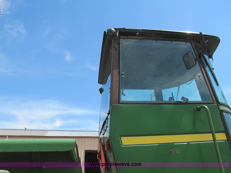 image for item K6264 1977 John Deere 8630 4WD tractor