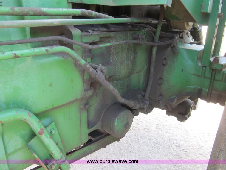 image for item K6264 1977 John Deere 8630 4WD tractor