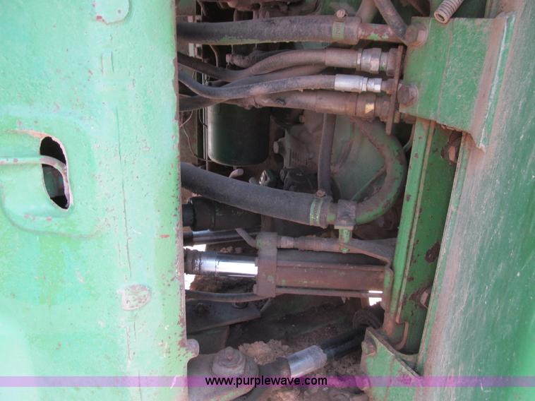 image for item K6264 1977 John Deere 8630 4WD tractor