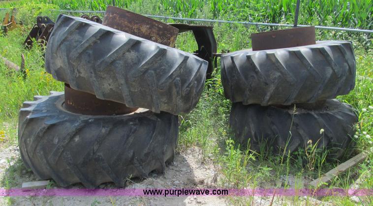 image for item K6264 1977 John Deere 8630 4WD tractor