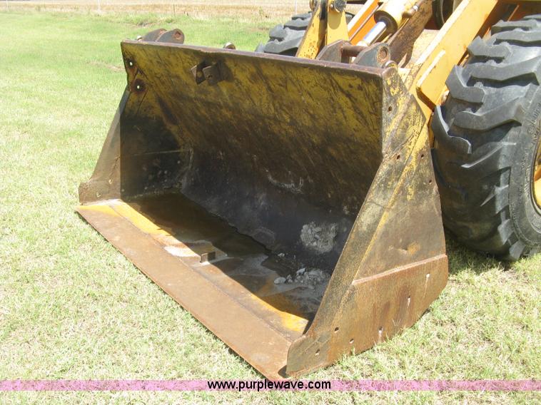 image for item K8723 Ford A66 wheel loader