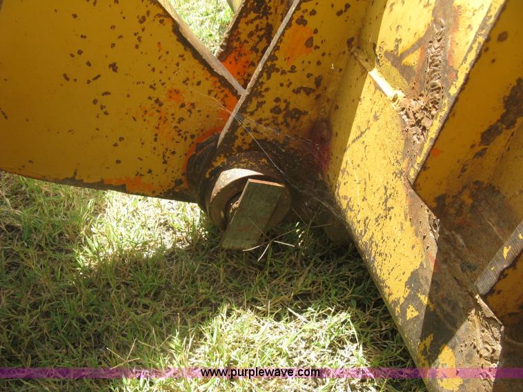 image for item K8723 Ford A66 wheel loader