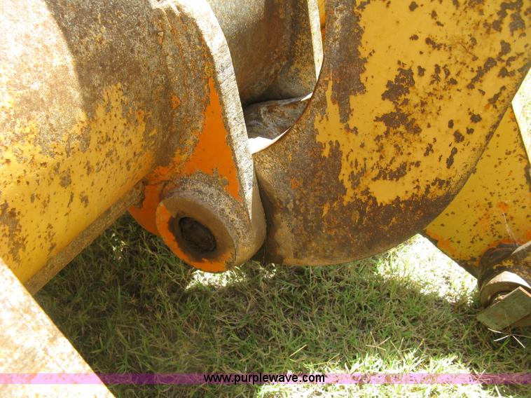 image for item K8723 Ford A66 wheel loader