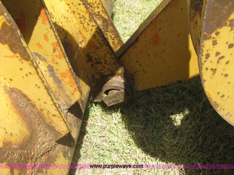 image for item K8723 Ford A66 wheel loader