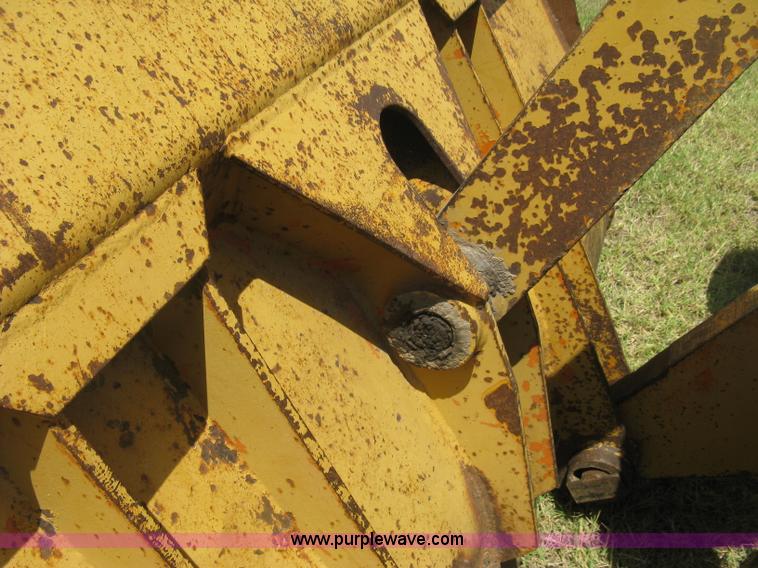 image for item K8723 Ford A66 wheel loader