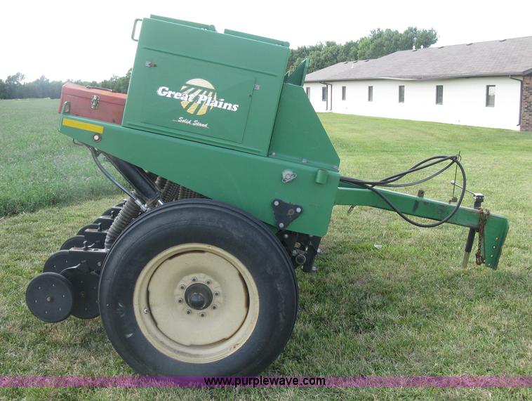 image for item K8748 Great Plains 1005NG no-till drill
