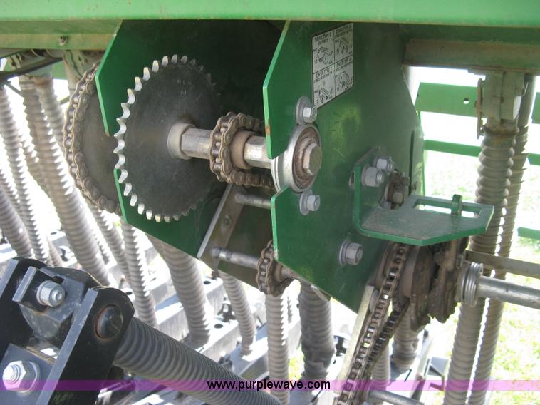 image for item K8748 Great Plains 1005NG no-till drill