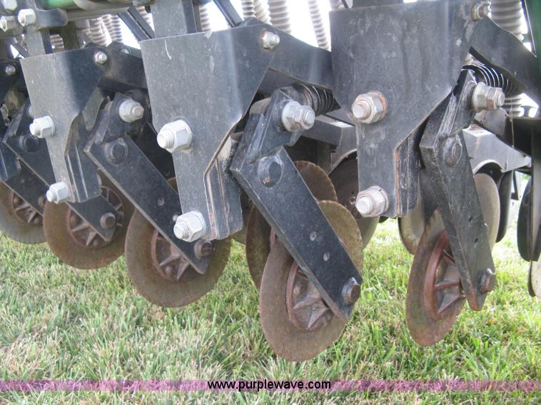 image for item K8748 Great Plains 1005NG no-till drill