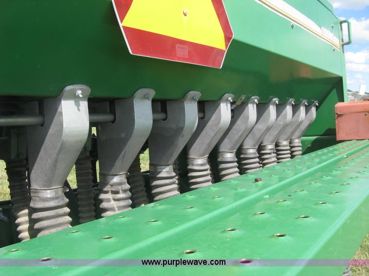 image for item K8748 Great Plains 1005NG no-till drill