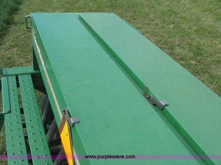 image for item K8748 Great Plains 1005NG no-till drill