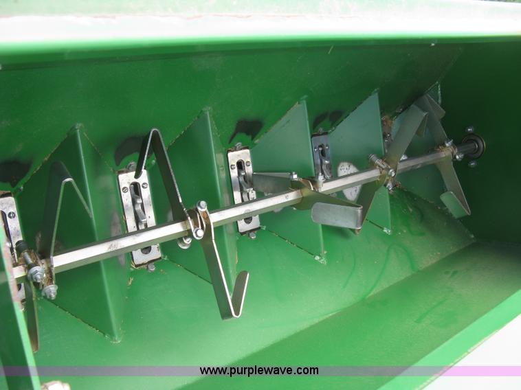 image for item K8748 Great Plains 1005NG no-till drill