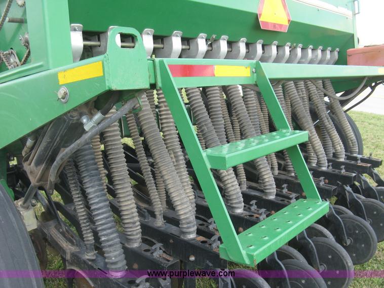 image for item K8748 Great Plains 1005NG no-till drill