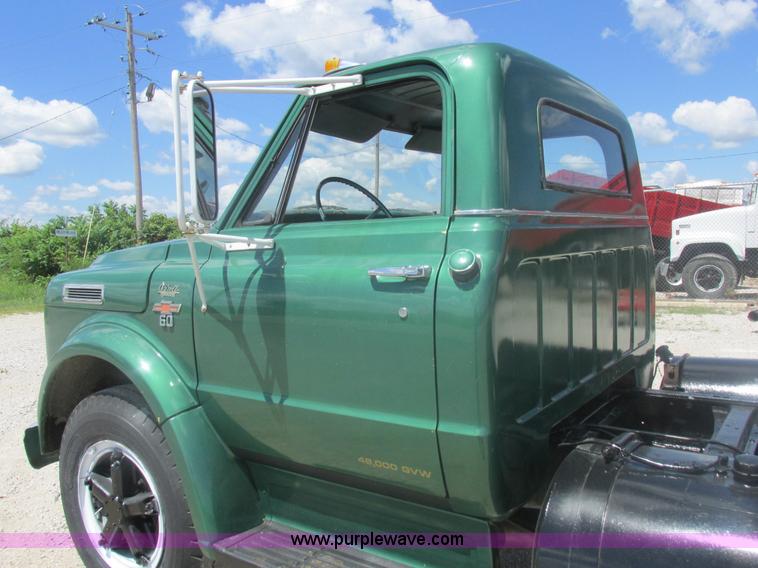 image for item L4030 1967 Chevrolet C60 truck cab and chassis