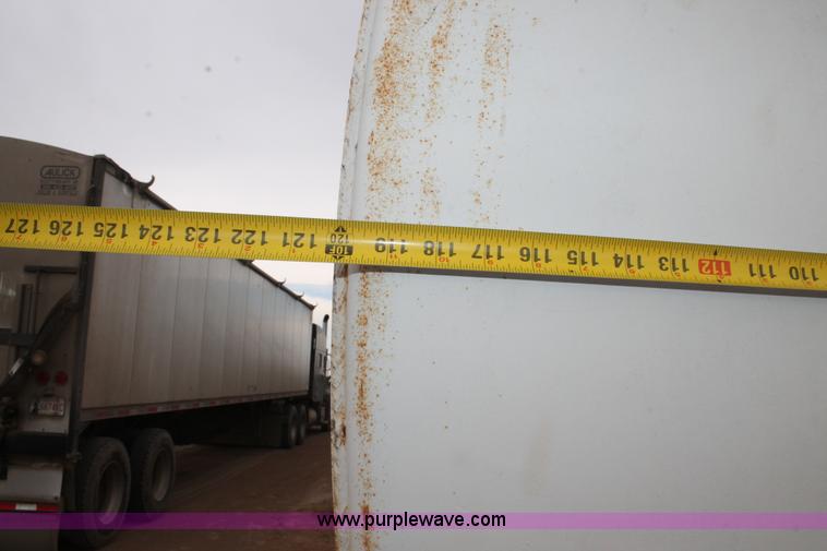 image for item L4375 Fuel tank