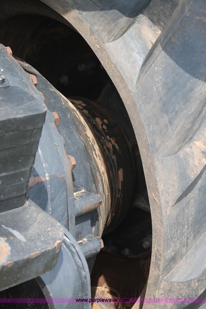 image for item L4390 1998 Caterpillar Challenger 95E tractor