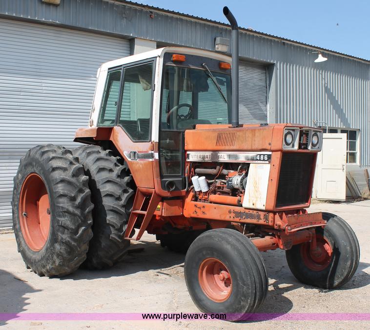 image for item L4391 1997 International 1486 tractor