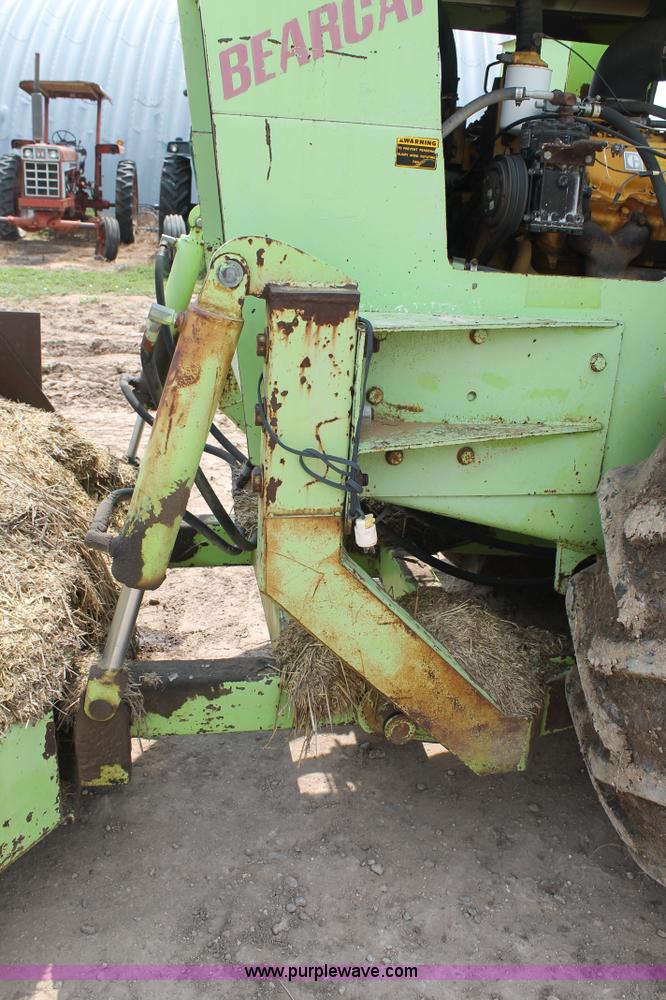 image for item L4393 Steiger Bearcat 4WD tractor