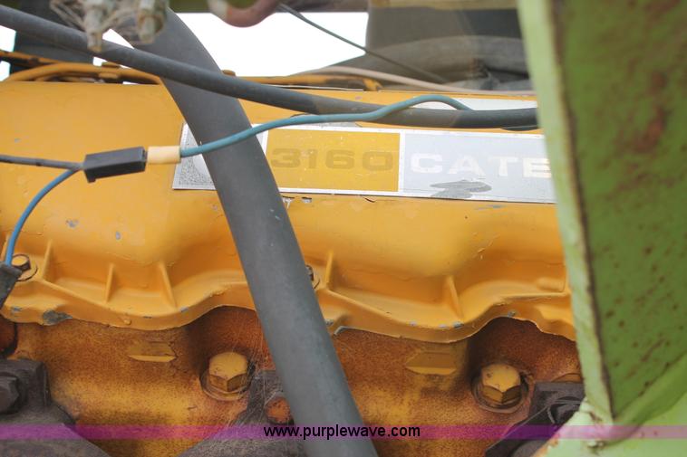 image for item L4393 Steiger Bearcat 4WD tractor