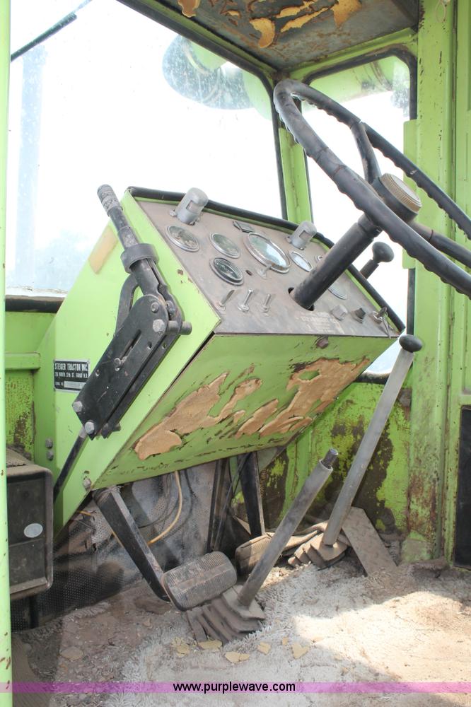 image for item L4393 Steiger Bearcat 4WD tractor