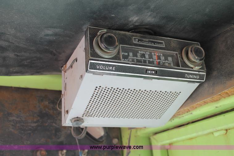 image for item L4393 Steiger Bearcat 4WD tractor