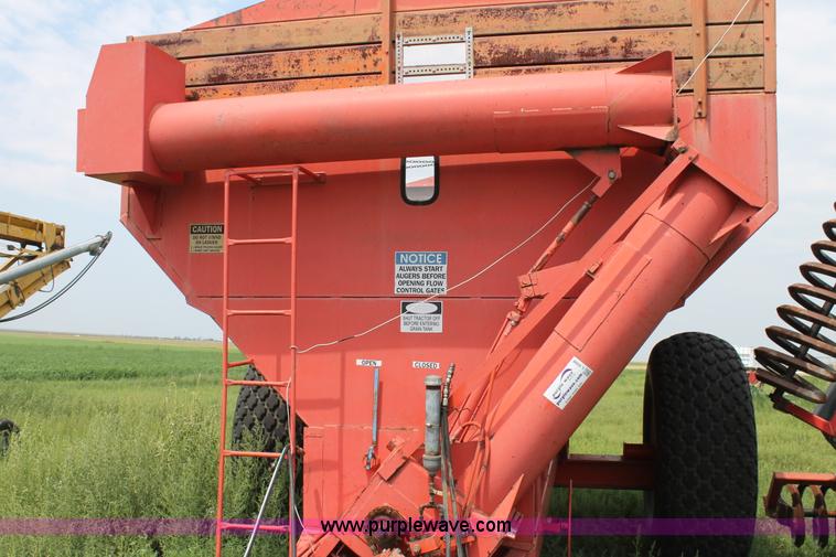 image for item L4396 Killbros 1200 grain cart