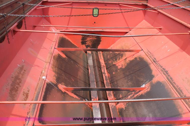 image for item L4396 Killbros 1200 grain cart