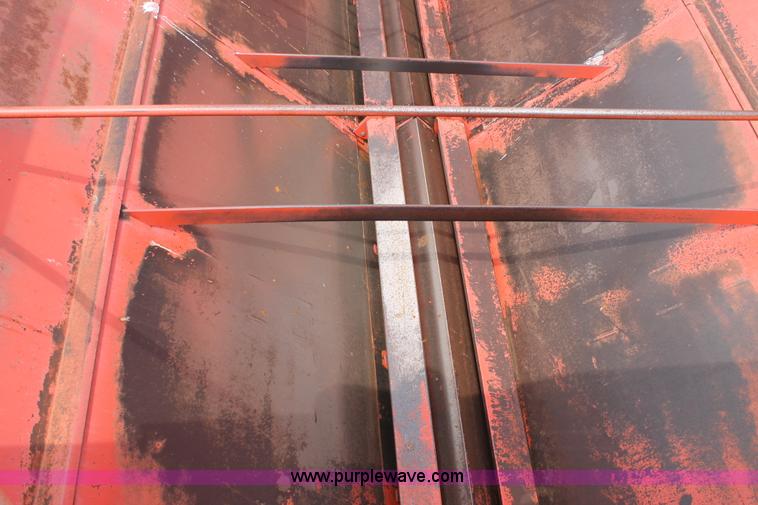 image for item L4396 Killbros 1200 grain cart