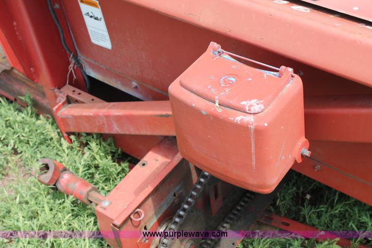 image for item L4397 1999 Case IH 1083 corn head