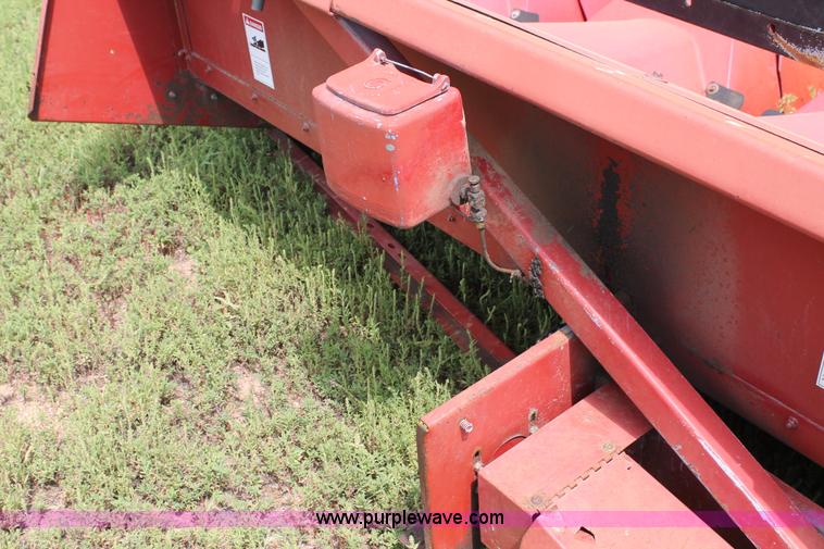 image for item L4397 1999 Case IH 1083 corn head