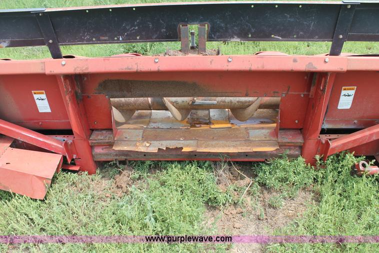 image for item L4397 1999 Case IH 1083 corn head