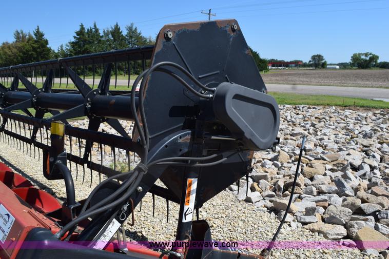 image for item L5757 2003 Case IH 1020 flex head