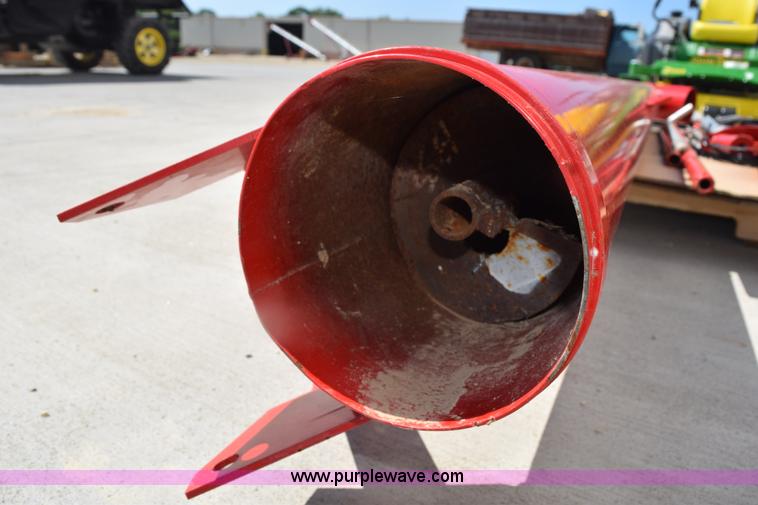 image for item L5758 Westfield tailgate auger