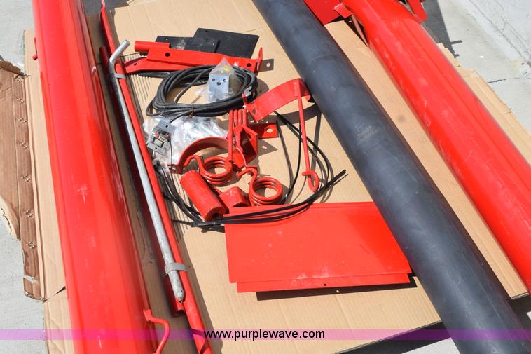 image for item L5758 Westfield tailgate auger