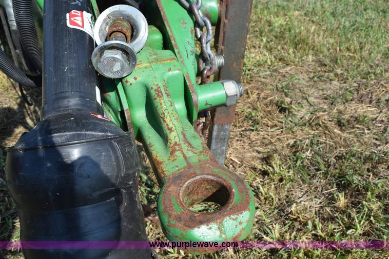 image for item L5759 2000 John Deere 100 large square baler