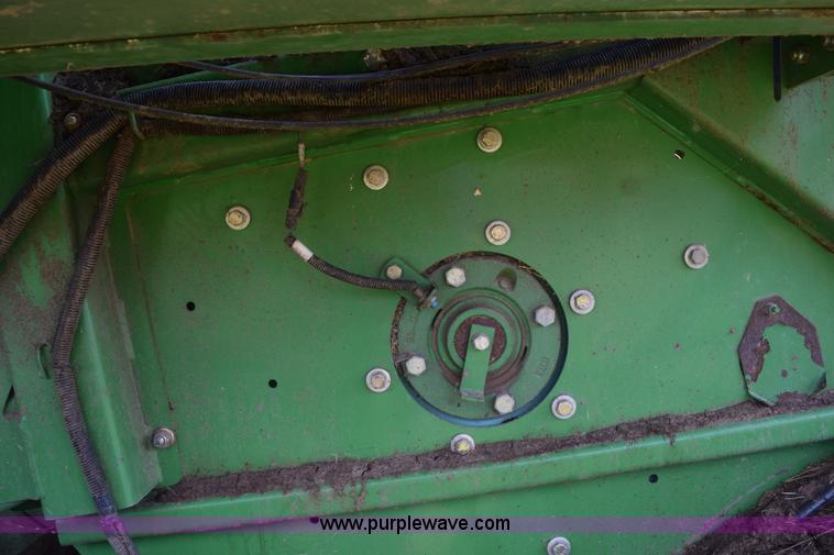 image for item L5759 2000 John Deere 100 large square baler