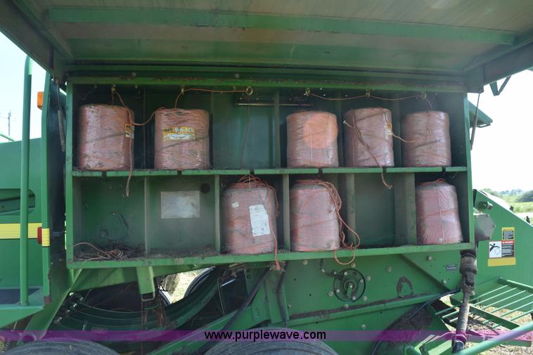 image for item L5759 2000 John Deere 100 large square baler
