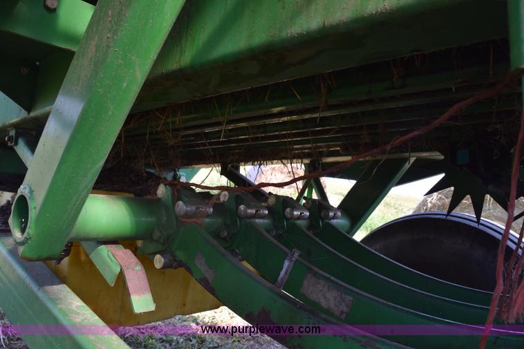 image for item L5759 2000 John Deere 100 large square baler