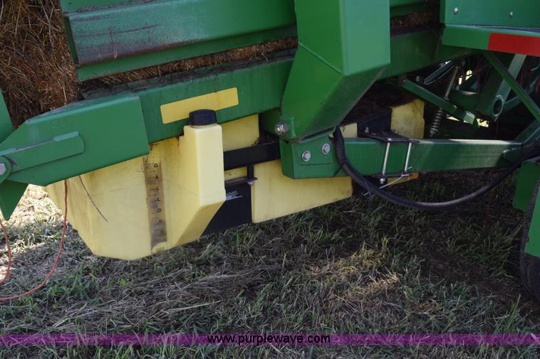 image for item L5759 2000 John Deere 100 large square baler