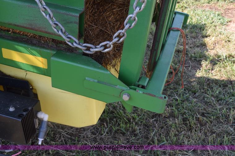 image for item L5759 2000 John Deere 100 large square baler