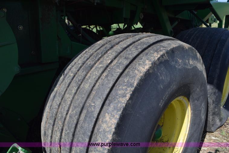 image for item L5759 2000 John Deere 100 large square baler