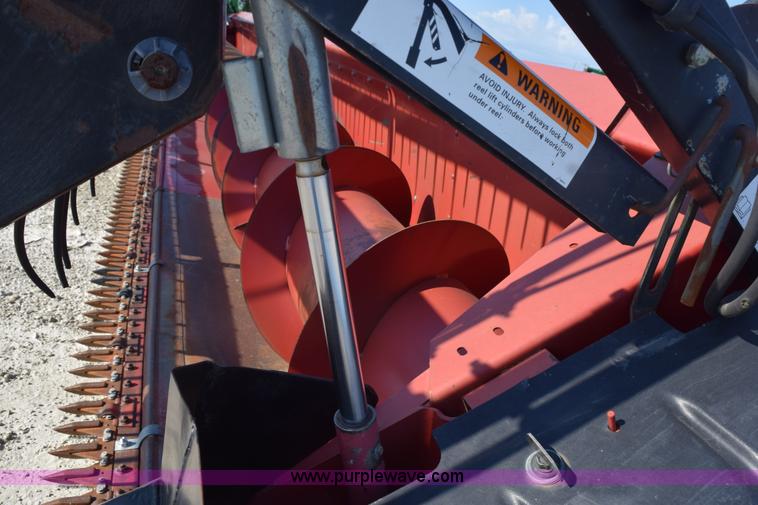 image for item L5760 1999 Case IH 1020 flex head