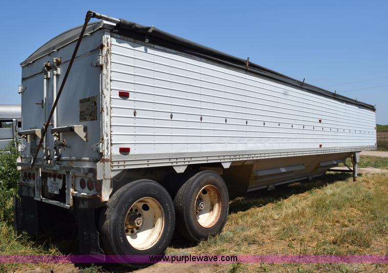 image for item L5768 1984 Timpte Super Hopper double hopper grain trailer